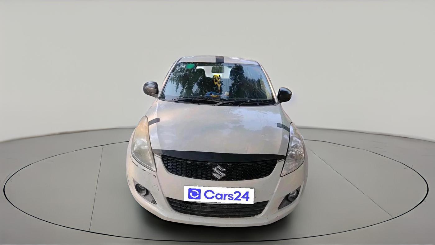 2013 Maruti Swift LXI, CNG, Manual, 1,16,929 km, exterior