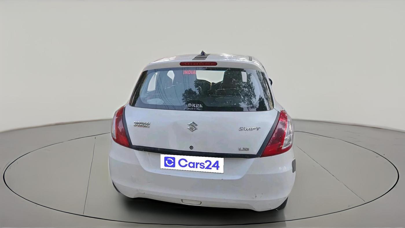 2013 Maruti Swift LXI, CNG, Manual, 1,16,929 km, exterior