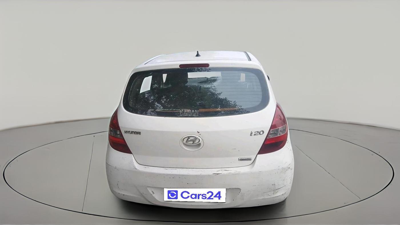 2011 Hyundai i20 SPORTZ 1.2, CNG, Manual, 1,72,089 km, exterior