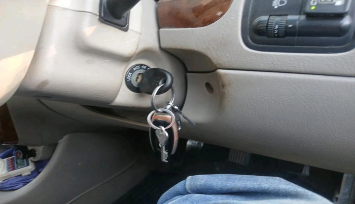 2012 Hyundai Accent EXECUTIVE, CNG, Manual, 72,727 km, interior