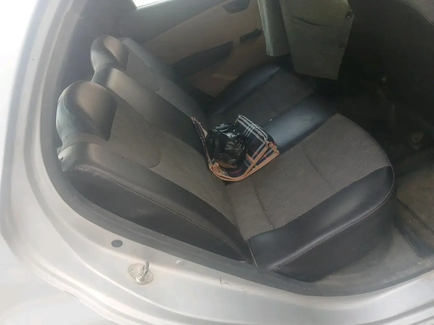 2013 Hyundai Eon ERA +, CNG, Manual, 1,26,840 km, interior