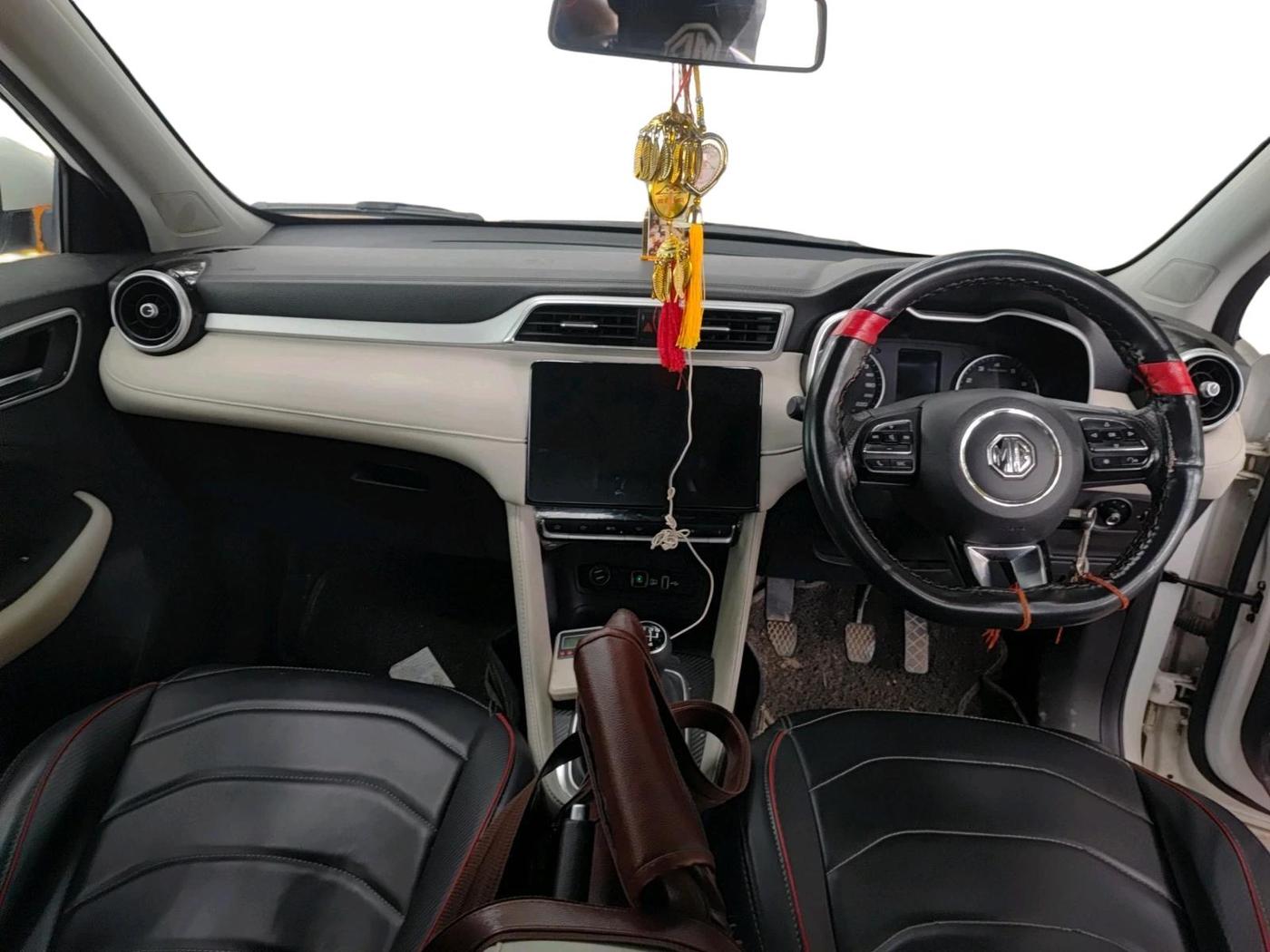 2022 MG ASTOR SUPER 1.5 MT, Petrol, Manual, 27,804 km, interior