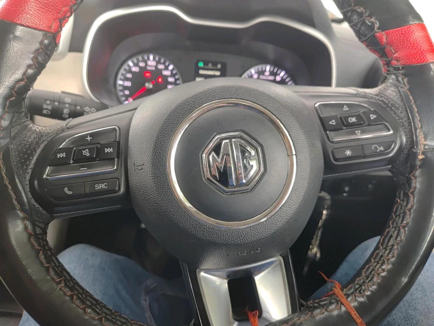 2022 MG ASTOR SUPER 1.5 MT, Petrol, Manual, 27,804 km, interior