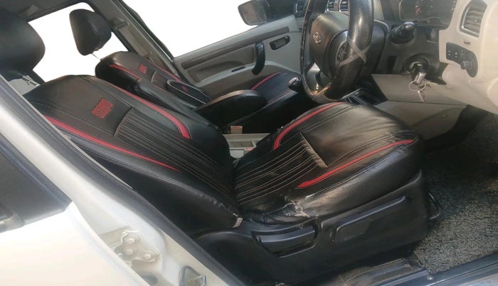 2021 Mahindra Scorpio S9, Diesel, Manual, 30,907 km, interior