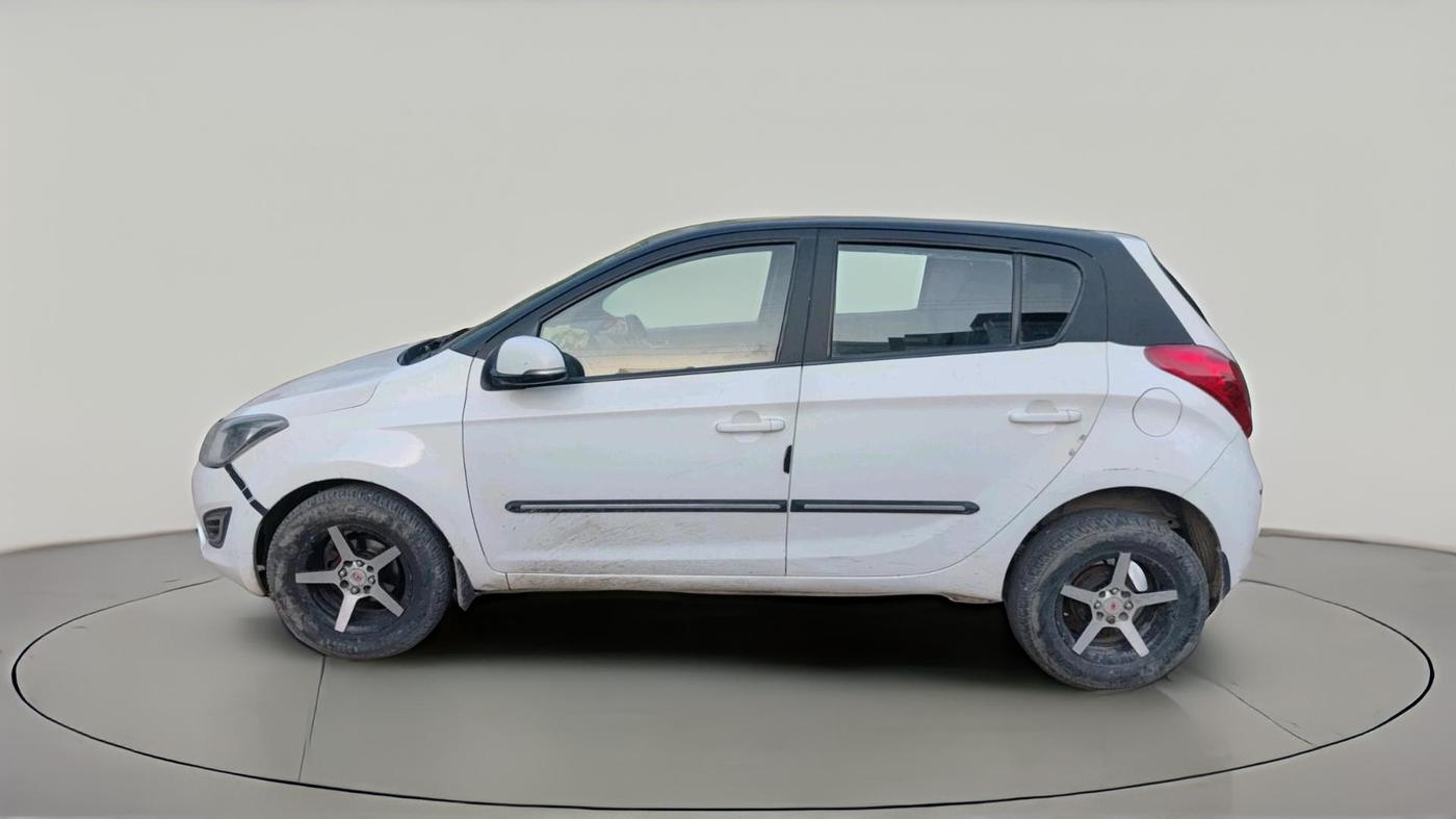 2013 Hyundai i20 MAGNA 1.2, Petrol, Manual, 1,16,150 km, exterior