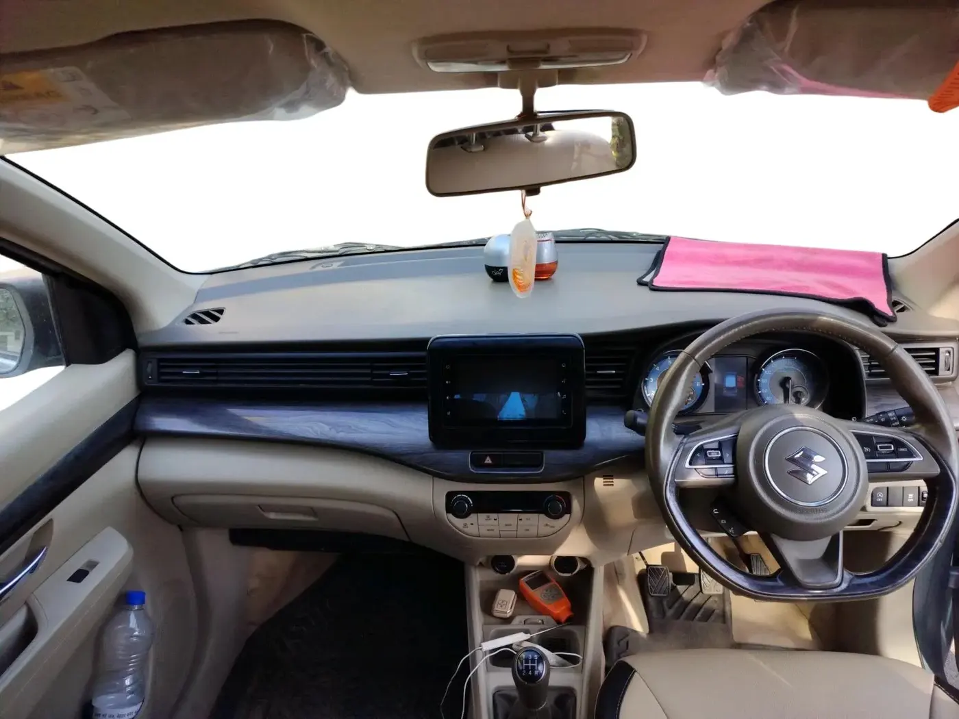 2022 Maruti Ertiga ZXI+ SHVS, Petrol, Manual, 32,896 km, interior