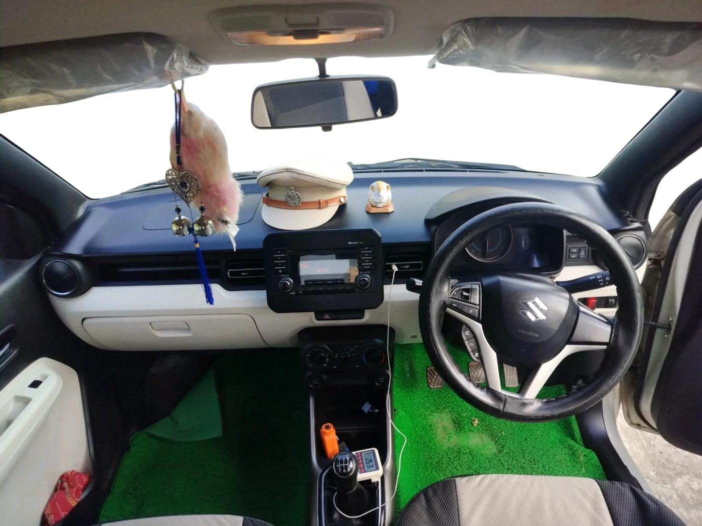 2019 Maruti IGNIS DELTA 1.2, Petrol, Manual, 39,932 km, interior