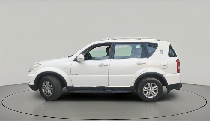 2015 Ssangyong Rexton RX7, Diesel, Automatic, 1,11,907 km, exterior