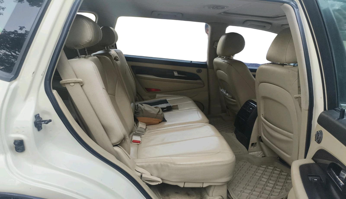 2015 Ssangyong Rexton RX7, Diesel, Automatic, 1,11,907 km, interior