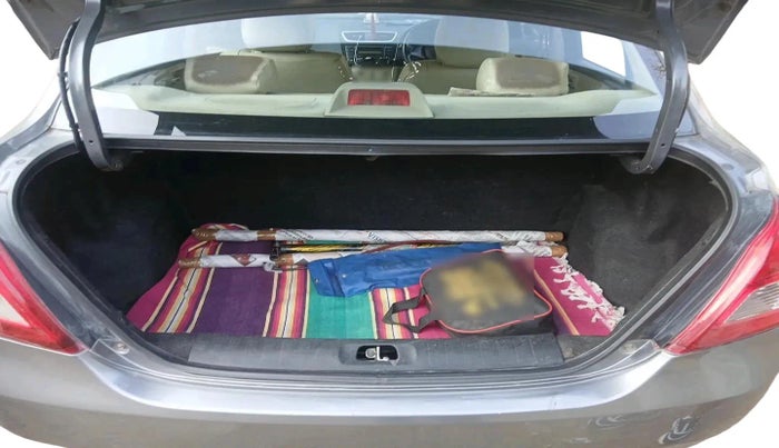 2013 Maruti Swift Dzire VXI, Petrol, Manual, 1,12,924 km, exterior