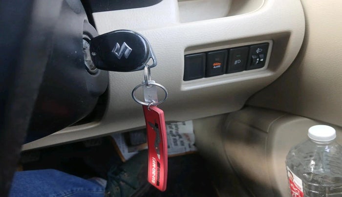 2013 Maruti Swift Dzire VXI, Petrol, Manual, 1,12,924 km, interior