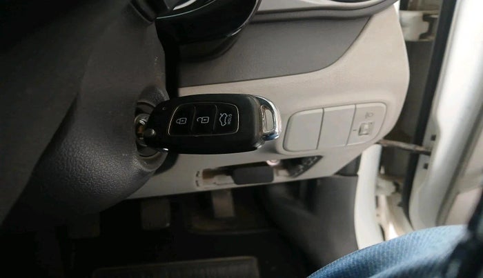 2021 Hyundai GRAND I10 NIOS SPORTZ 1.2 KAPPA VTVT, Petrol, Manual, 99,780 km, interior