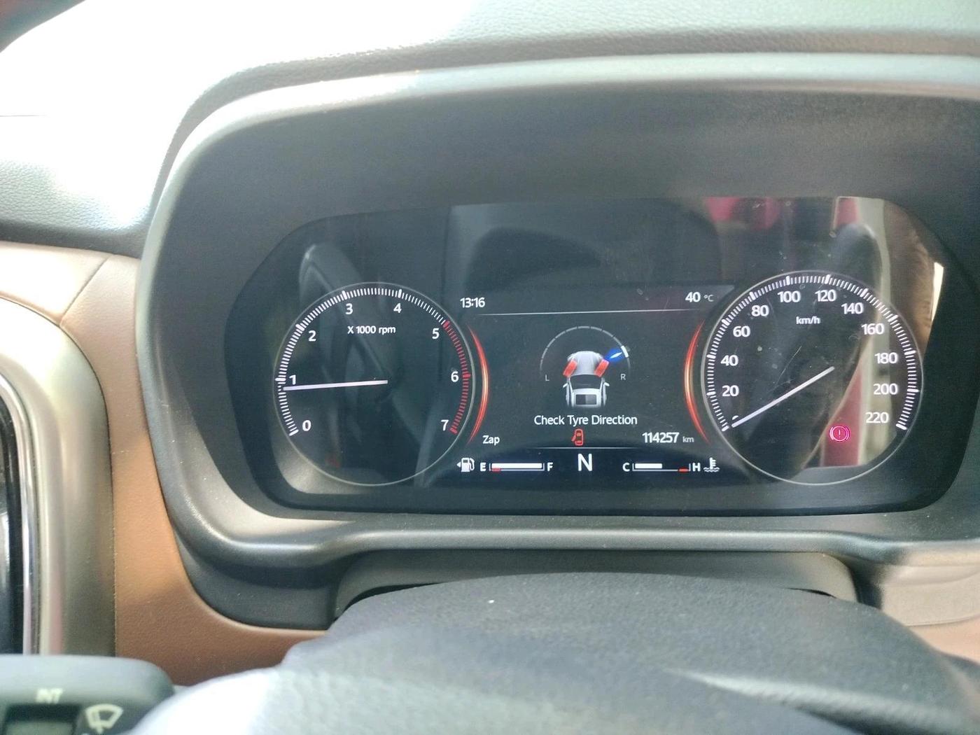 2023 Mahindra SCORPIO-N Z8 L DIESEL MT 2WD 7 STR, Diesel, Manual, 1,15,000 km, interior