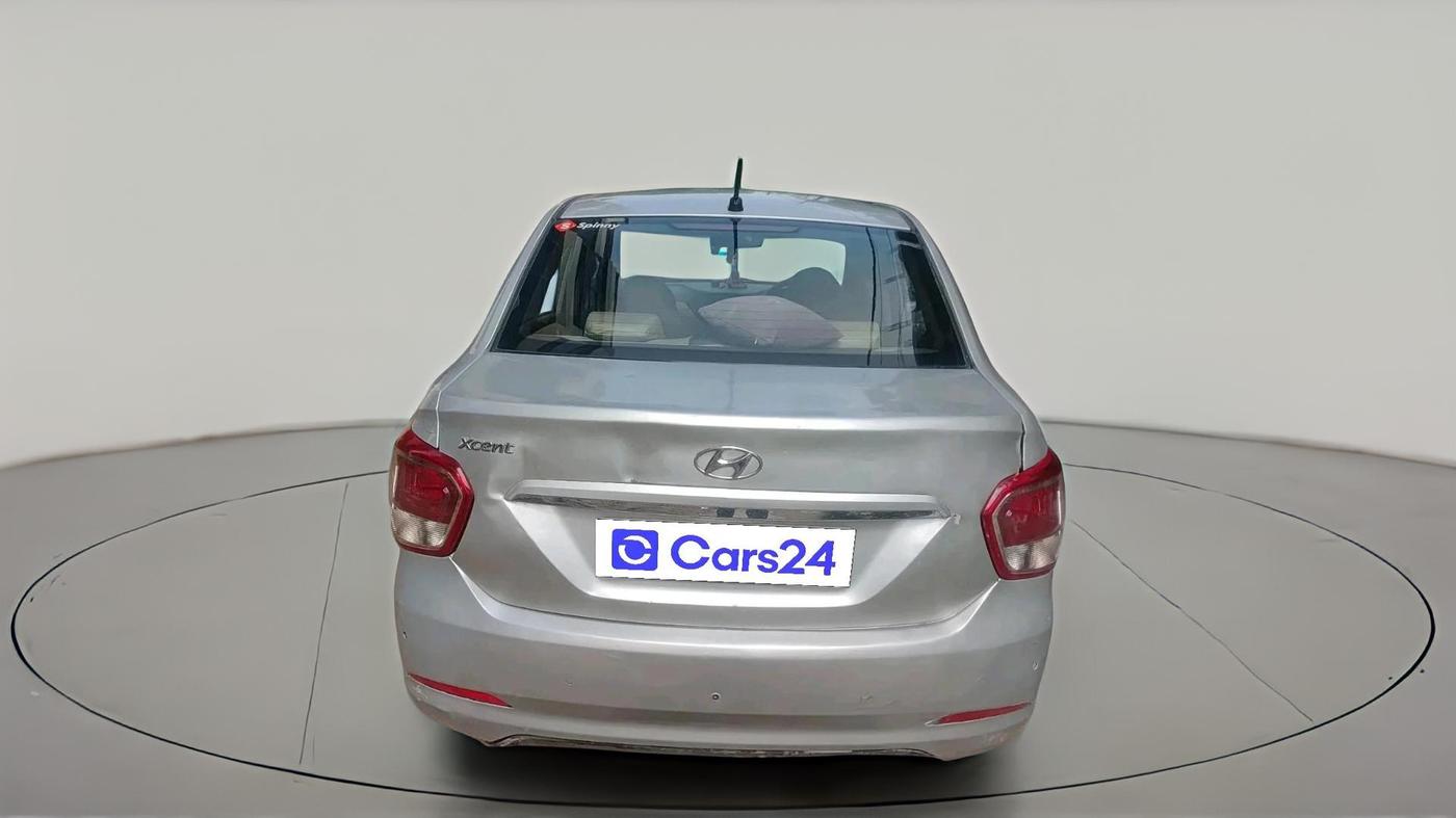 2015 Hyundai Xcent SX 1.2 (O), CNG, Manual, 1,85,564 km, exterior