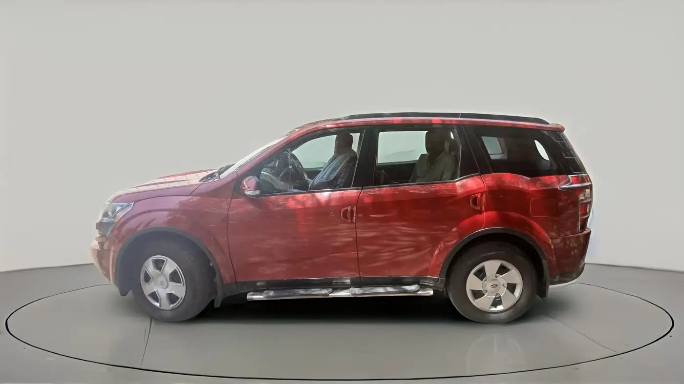 2014 Mahindra XUV500 W6, Diesel, Manual, 1,02,822 km, exterior