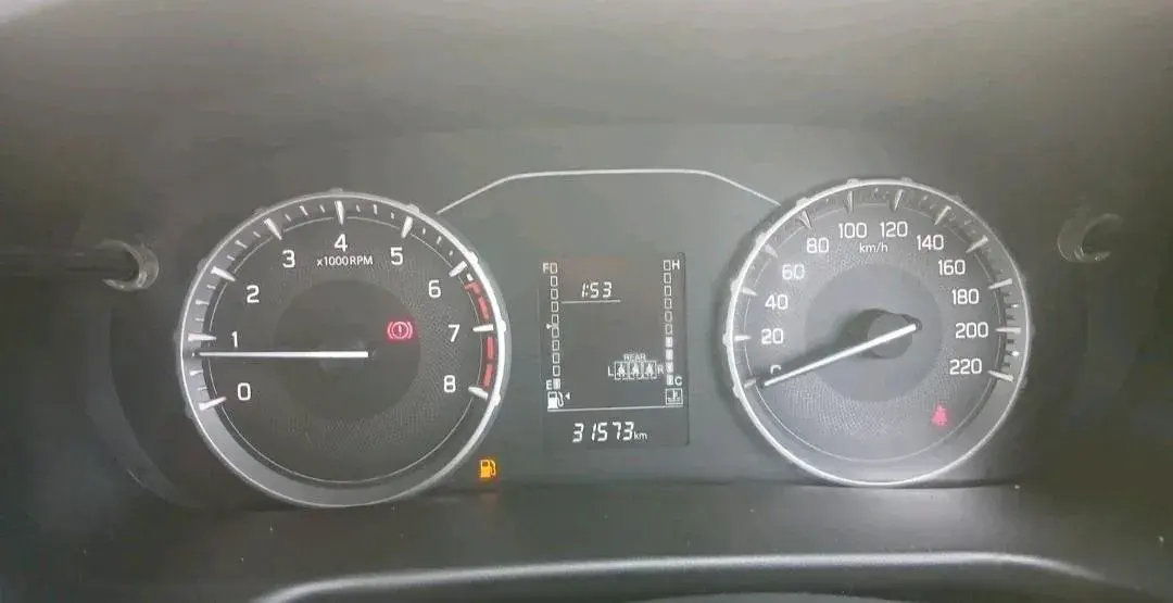 2024 Maruti BREZZA LXI, Petrol, Manual, 31,573 km, interior