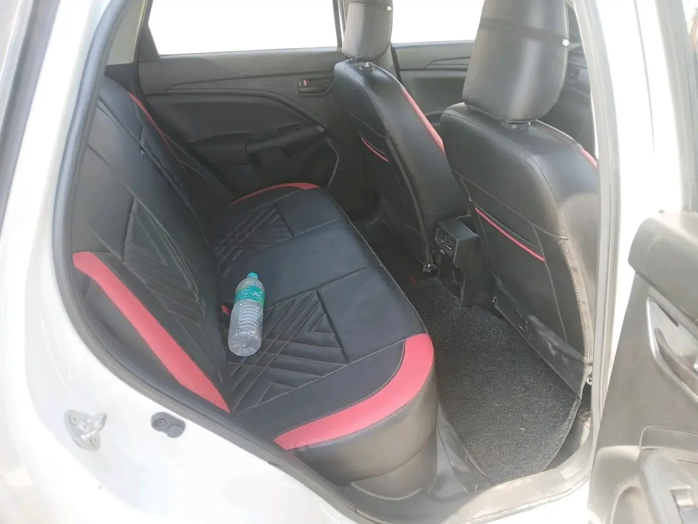 2024 Maruti BREZZA LXI, Petrol, Manual, 31,573 km, interior