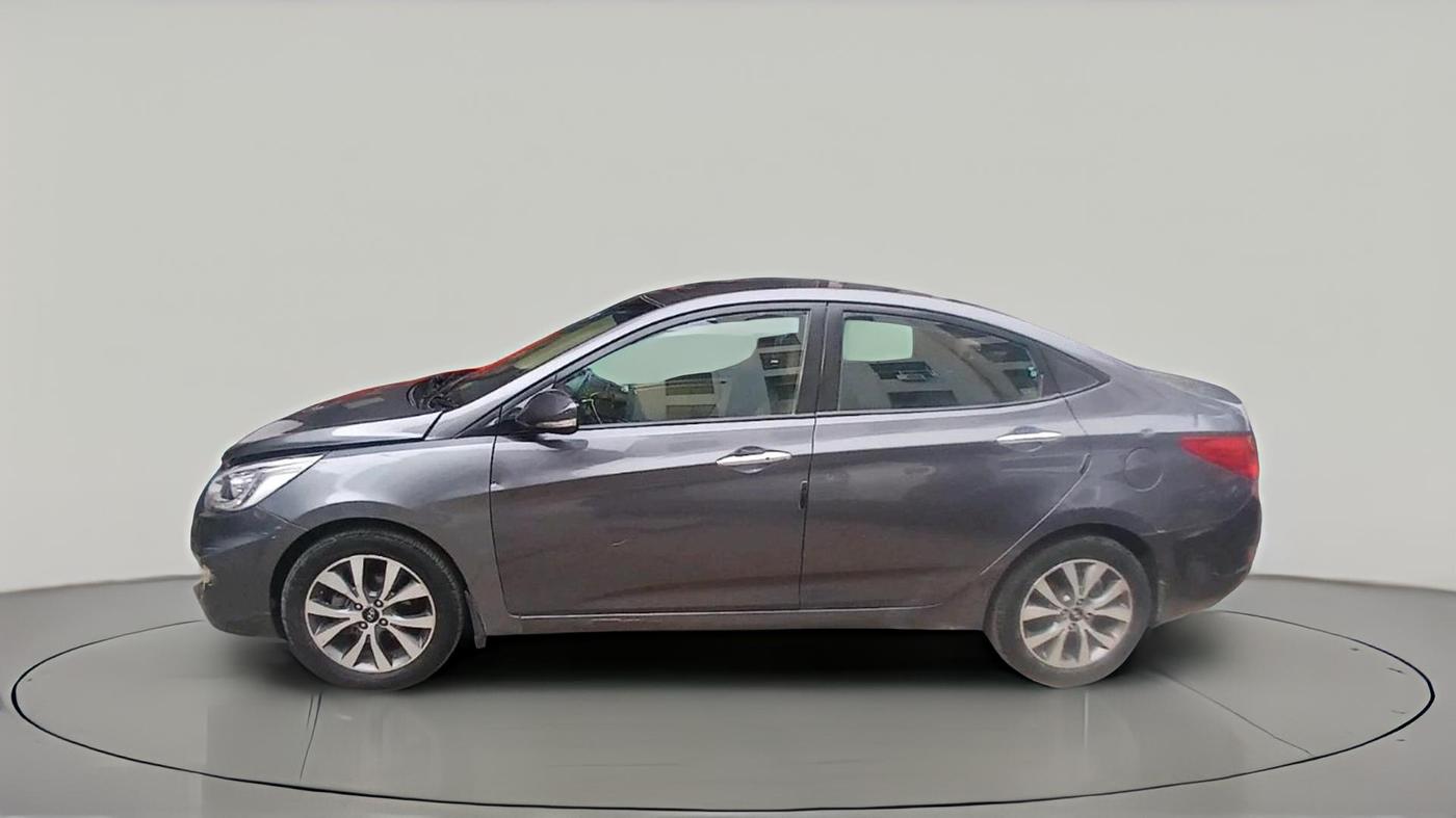 2014 Hyundai Verna FLUIDIC 1.6 VTVT SX, Petrol, Manual, 1,24,075 km, exterior