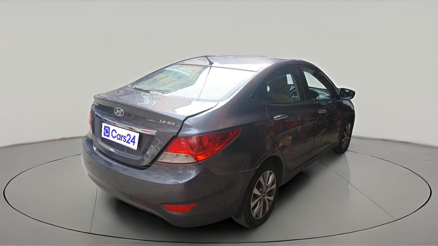 2014 Hyundai Verna FLUIDIC 1.6 VTVT SX, Petrol, Manual, 1,24,075 km, exterior