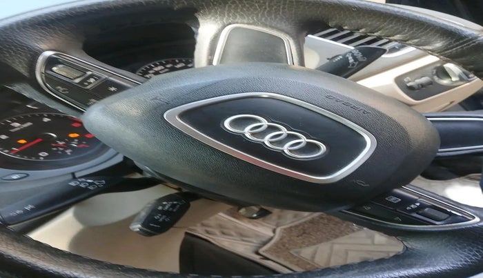 2016 Audi Q3 35 TDI Quattro, Diesel, Automatic, 49,799 km, interior