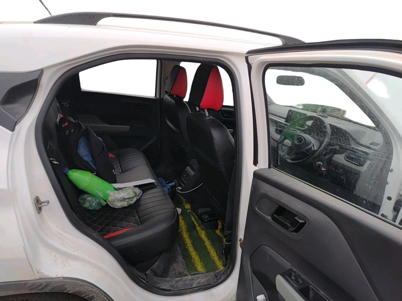 2025 Tata PUNCH Adventure Plus iCNG, CNG, Manual, 9,067 km, interior