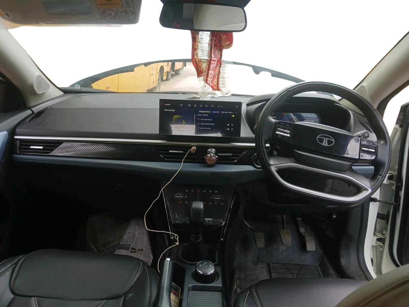 2025 Tata Curvv Creative Plus S 1.2 Petrol 6MT, Petrol, Manual, 14,952 km, interior