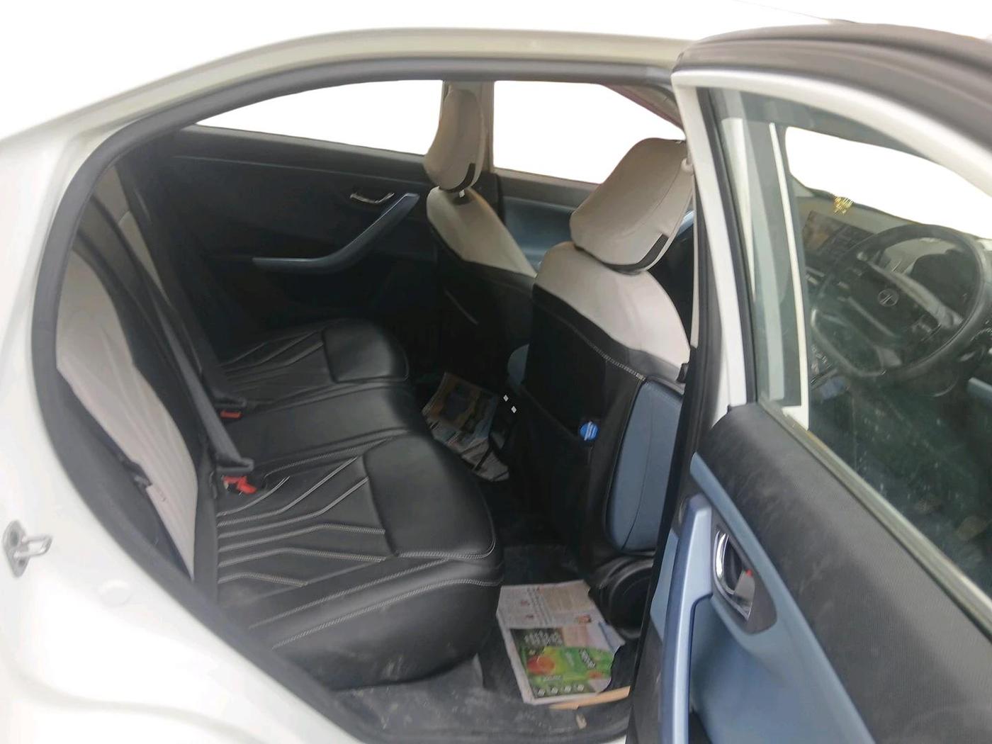 2025 Tata Curvv Creative Plus S 1.2 Petrol 6MT, Petrol, Manual, 14,952 km, interior