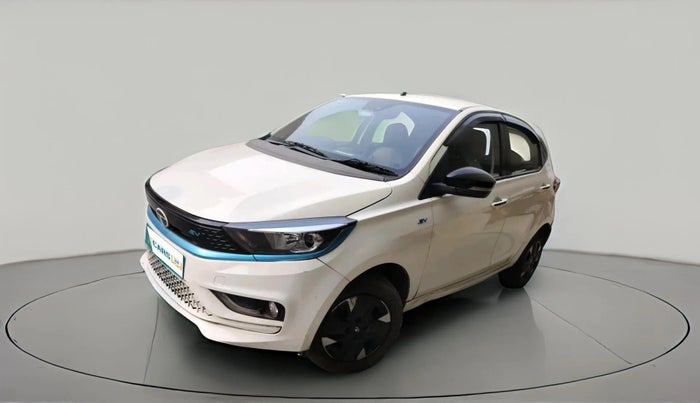 2024 Tata TIAGO EV XZ PLUS LONG RANGE, Electric, Automatic, 25,400 km, exterior