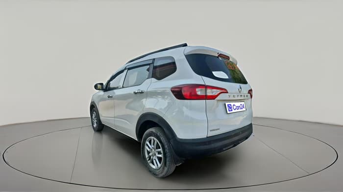 2023 Renault TRIBER RXL MT, Petrol, Manual, 35,208 km, exterior