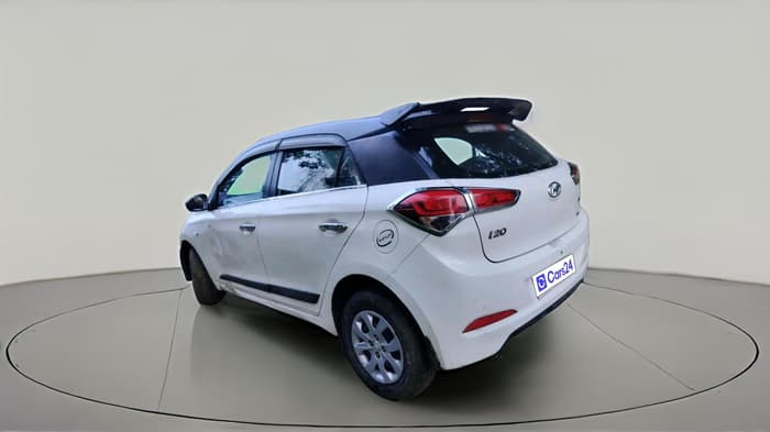 2015 Hyundai Elite i20 MAGNA 1.4 CRDI, Diesel, Manual, 1,52,701 km, exterior