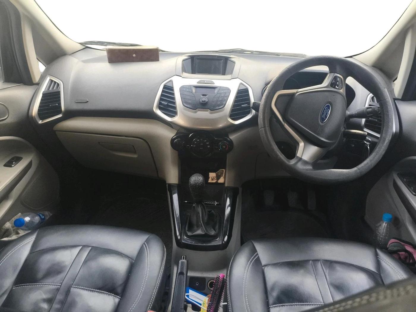 2014 Ford Ecosport TREND 1.5L DIESEL, Diesel, Manual, 1,19,066 km, interior