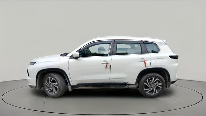 2025 Maruti Grand Vitara Alpha Plus (O) Hybrid e-CVT, Hybrid, Automatic, 15,000 km, exterior