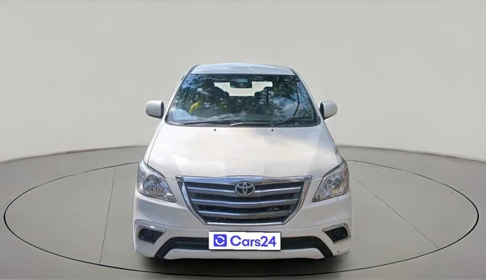 2012 Toyota Innova 2.5 GX 8 STR, Diesel, Manual, 1,19,235 km, exterior
