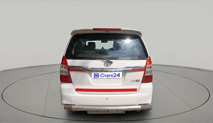 2012 Toyota Innova 2.5 GX 8 STR, Diesel, Manual, 1,19,235 km, exterior