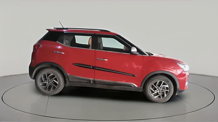 2022 Mahindra XUV300 W8 (O) 1.2 PETROL AMT, Petrol, Automatic, 51,082 km, exterior