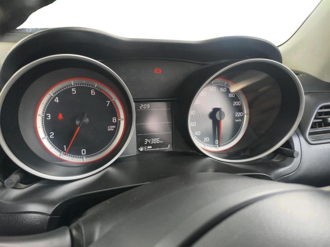 2018 Maruti Swift VXI, Petrol, Manual, 34,386 km, interior