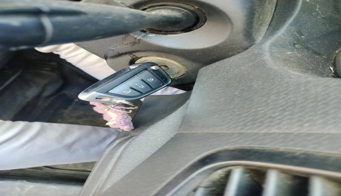 2017 Maruti Vitara Brezza LDI (O), Diesel, Manual, 1,03,618 km, interior