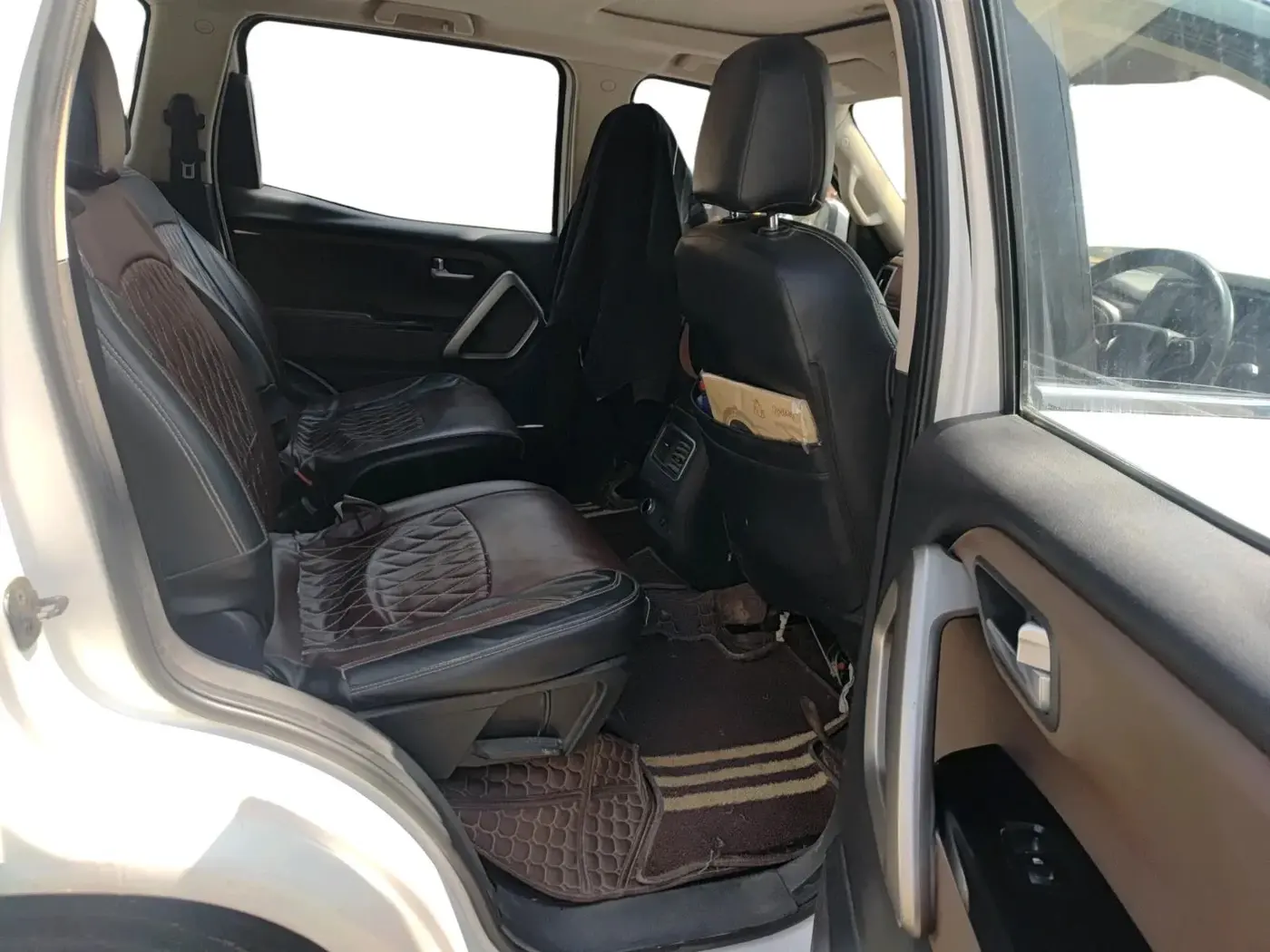 2022 Mahindra SCORPIO-N Z8 L DIESEL AT 2WD 6 STR, Diesel, Automatic, 2,13,813 km, interior