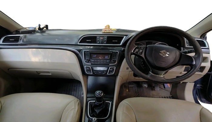 2017 Maruti Ciaz DELTA 1.4 MT PETROL, Petrol, Manual, 64,614 km, interior