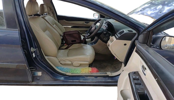 2017 Maruti Ciaz DELTA 1.4 MT PETROL, Petrol, Manual, 64,614 km, interior