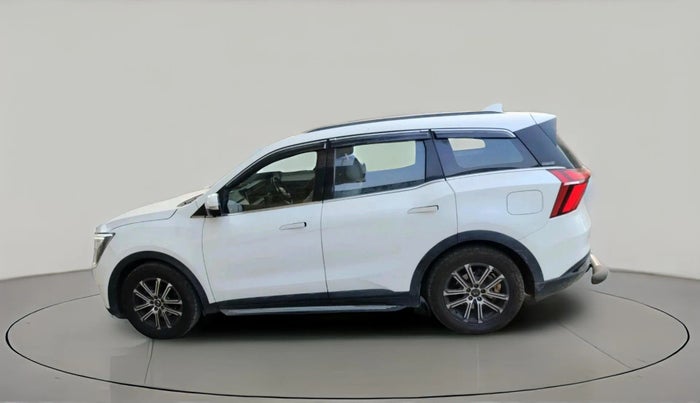 2023 Mahindra XUV700 AX 7 LUXURY D MT 7 STR, Diesel, Manual, 43,315 km, exterior