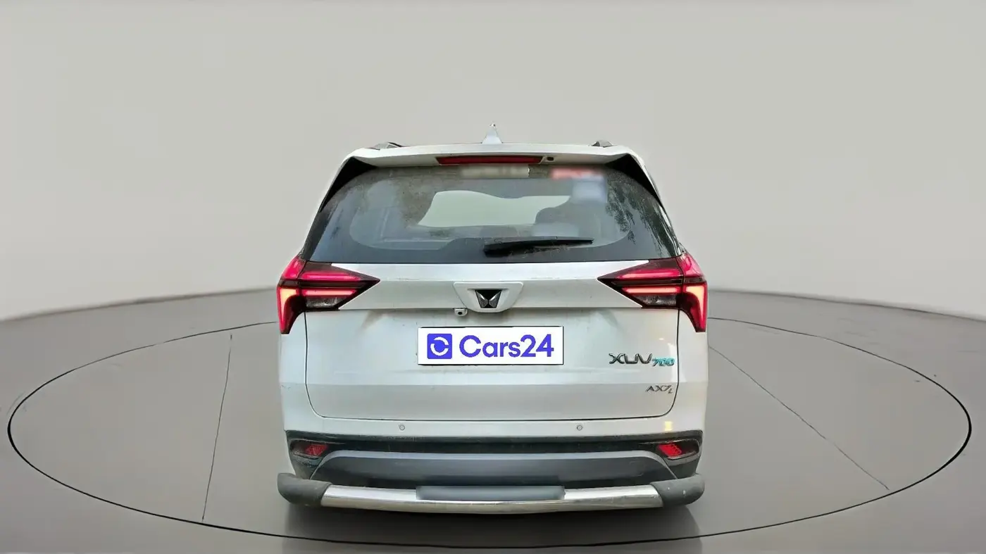 2023 Mahindra XUV700 AX 7 LUXURY D MT 7 STR, Diesel, Manual, 43,315 km, exterior