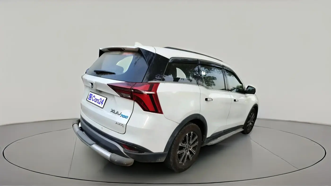 2023 Mahindra XUV700 AX 7 LUXURY D MT 7 STR, Diesel, Manual, 43,315 km, exterior