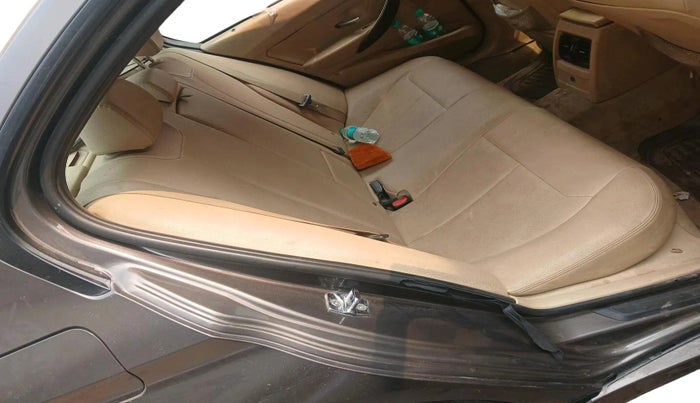 2012 BMW 3 Series 320d, Diesel, Automatic, 1,14,241 km, interior