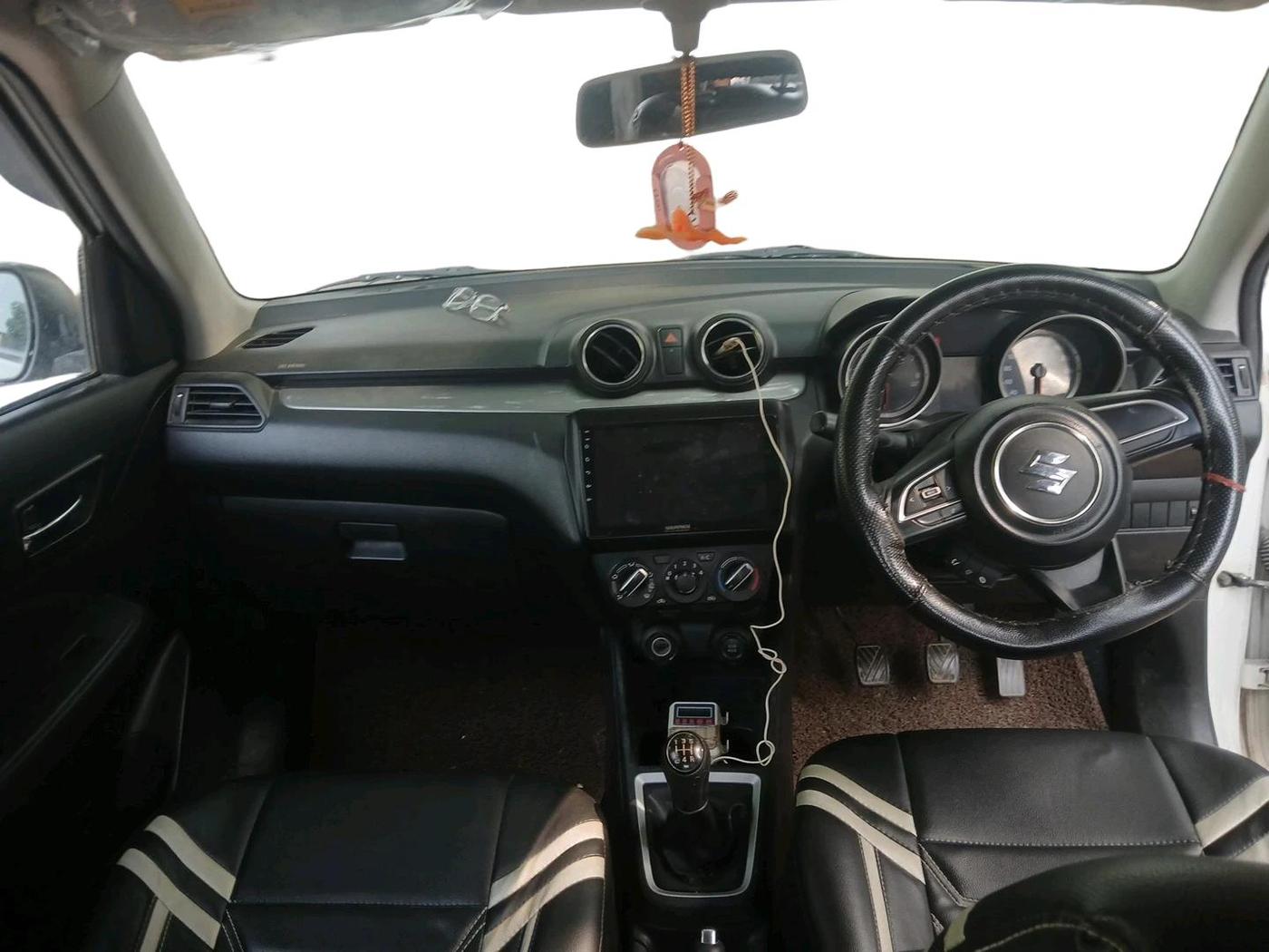 2018 Maruti Swift VXI, Petrol, Manual, 27,152 km, interior