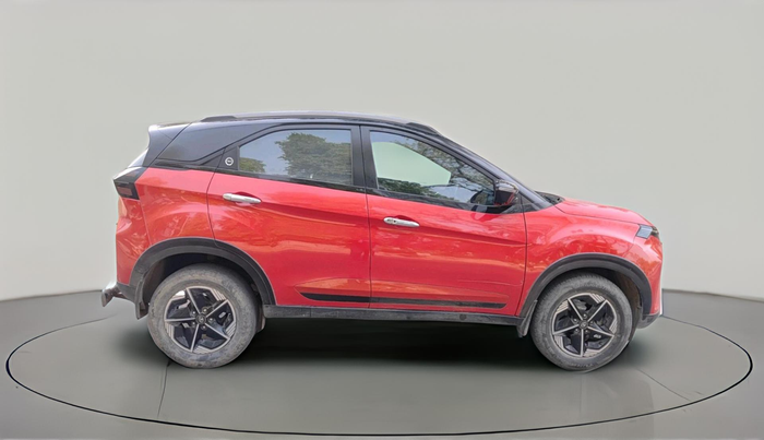2023 Tata NEXON FEARLESS + SUNROOF AMT DUAL TONE 1.5 DIESEL, Diesel, Automatic, 45,155 km, exterior