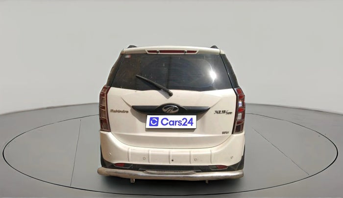 2018 Mahindra XUV500 W6, Diesel, Manual, 69,390 km, exterior