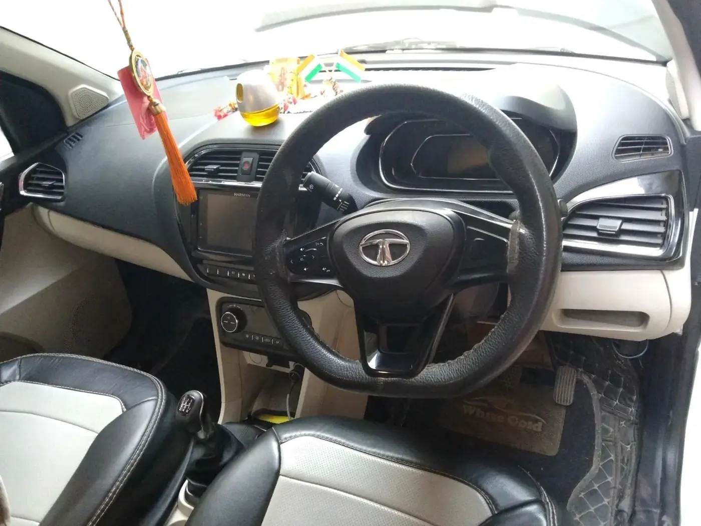 2022 Tata TIGOR XZ PLUS CNG, CNG, Manual, 56,224 km, interior