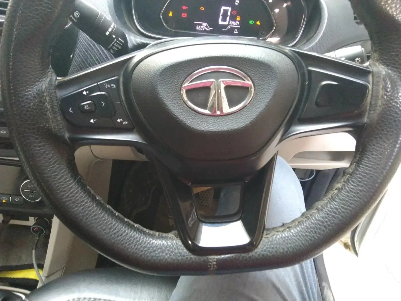 2022 Tata TIGOR XZ PLUS CNG, CNG, Manual, 56,224 km, interior