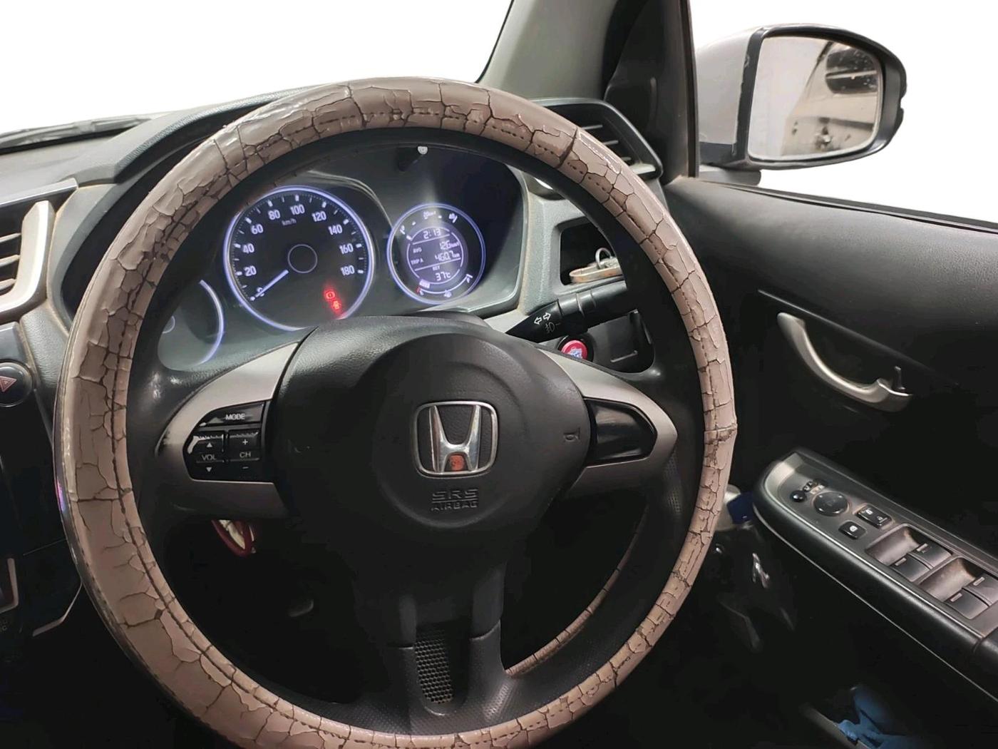 2017 Honda BR-V 1.5L I- DTEC V, Diesel, Manual, 1,55,228 km, interior